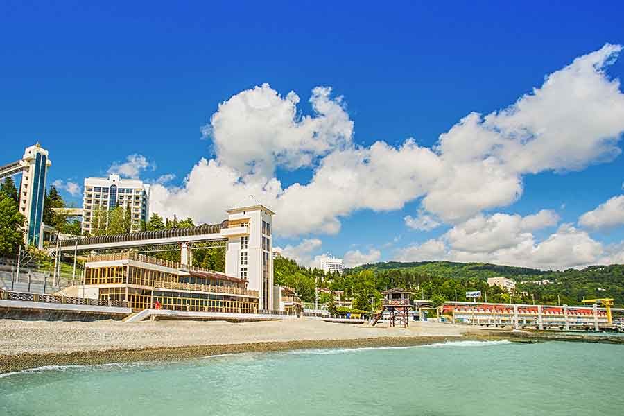 Пляж и корпус «Мыса Видного» со стороны моря — фото 13